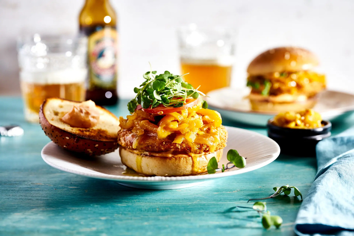 Crispy chicken burger