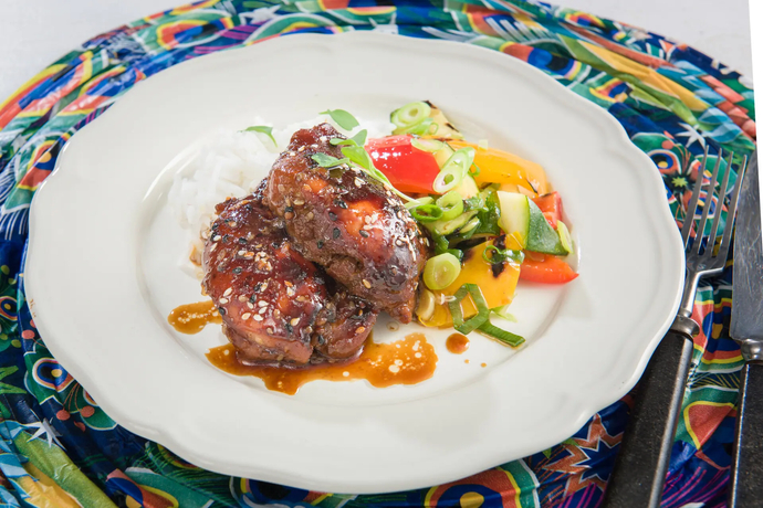 Inkivääriglaseerattua kanaa