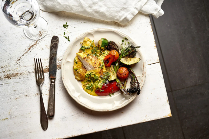 Paahdettua kananpoikaa ja kermaan muhennettua pinaattia
