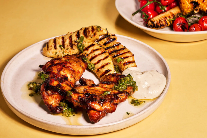 Grillattu valkosipulimajoneesi ja kananpojan grillikombo