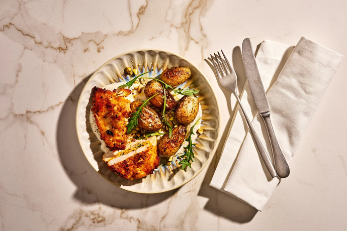 Helppo Kievin kana ja yrttiperunat