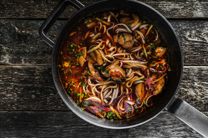 Tulinen broilerikeitto korealaisittain