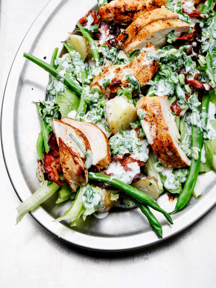 Kana-pekoni-perunasalaatti