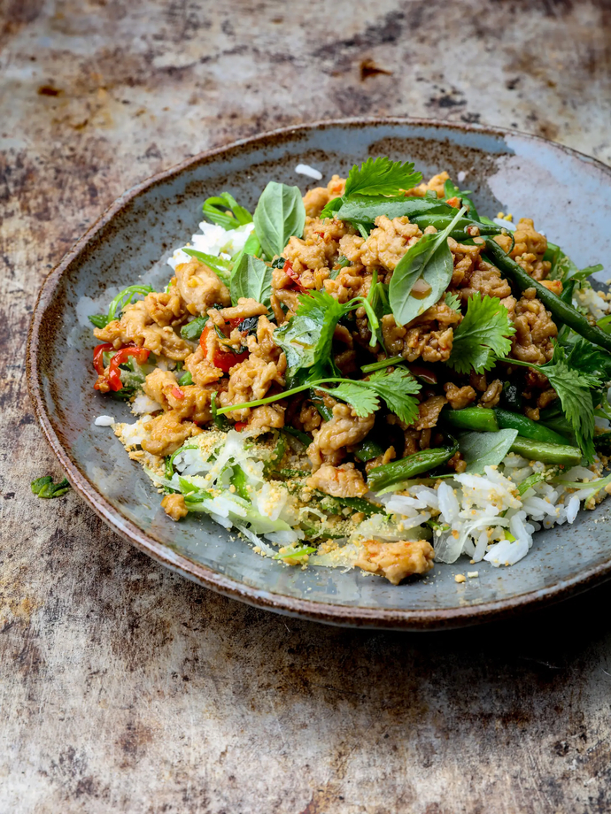 Wokattua basilikakanaa