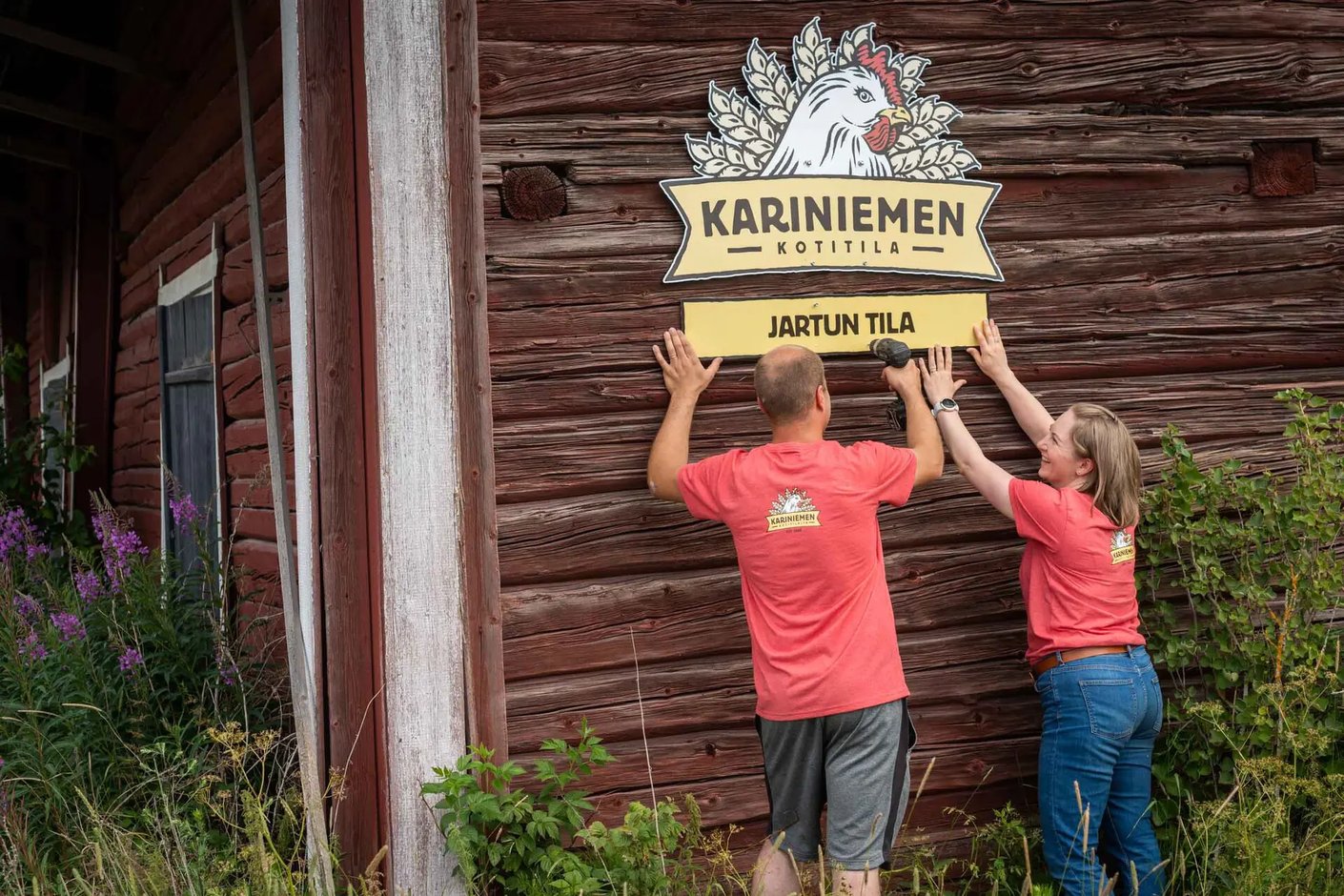 Kariniemen kotitila Jartun tila kyltti seinällä