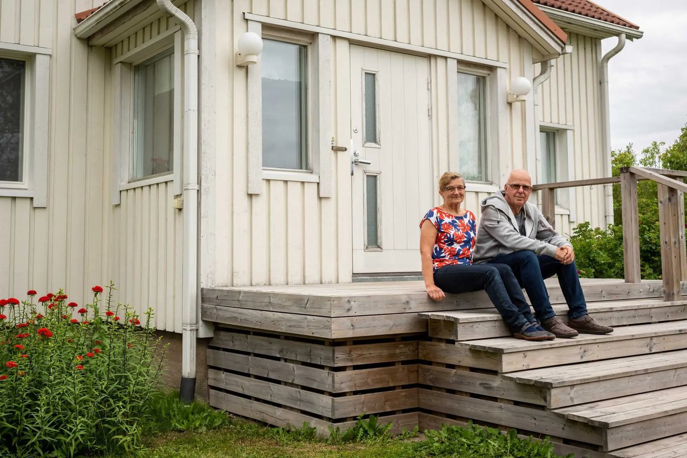 Kariniemen kotitila Kylänpään tila tilanpitäjät rappusilla