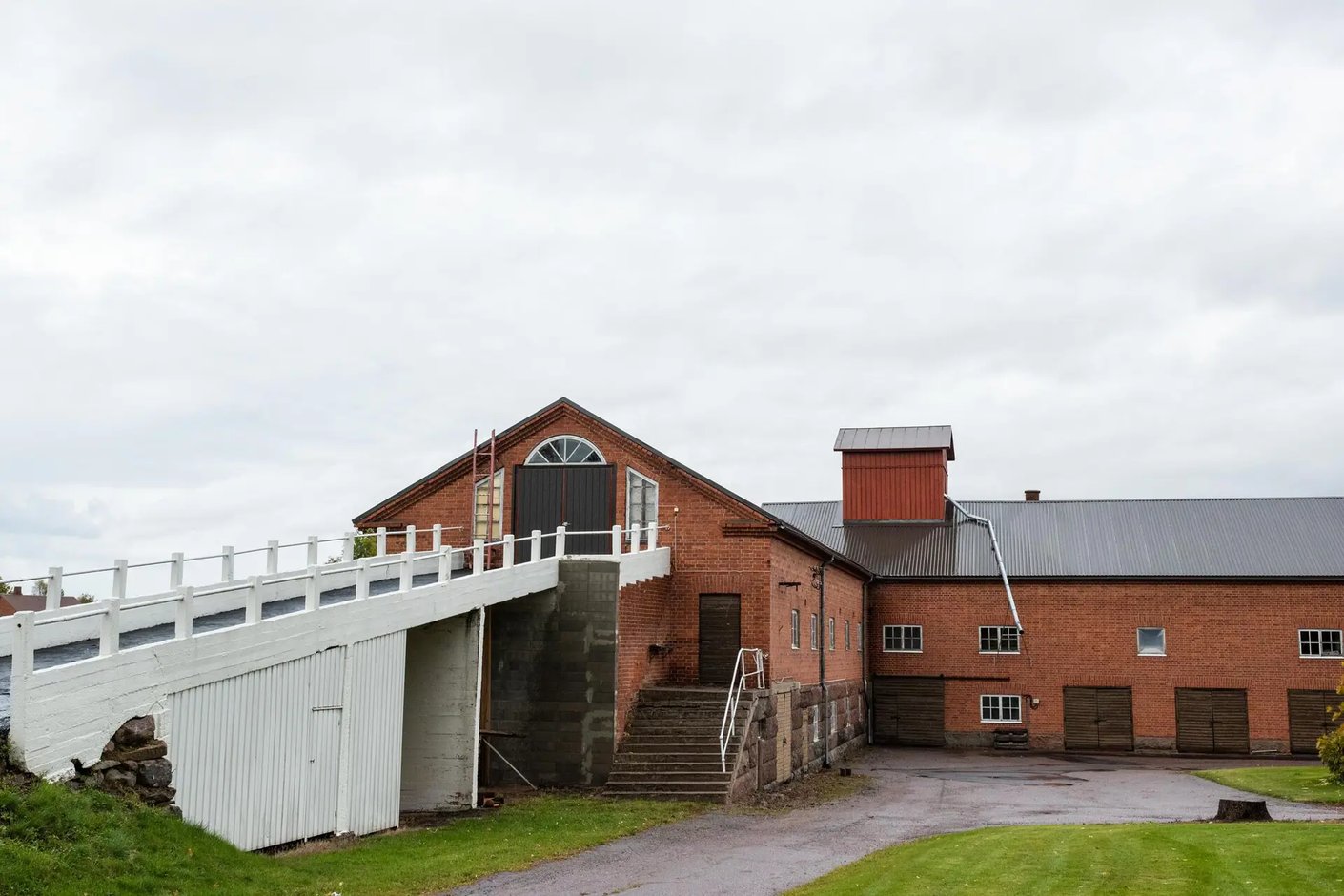 Kariniemen kotitila Mattilan broileri kanala