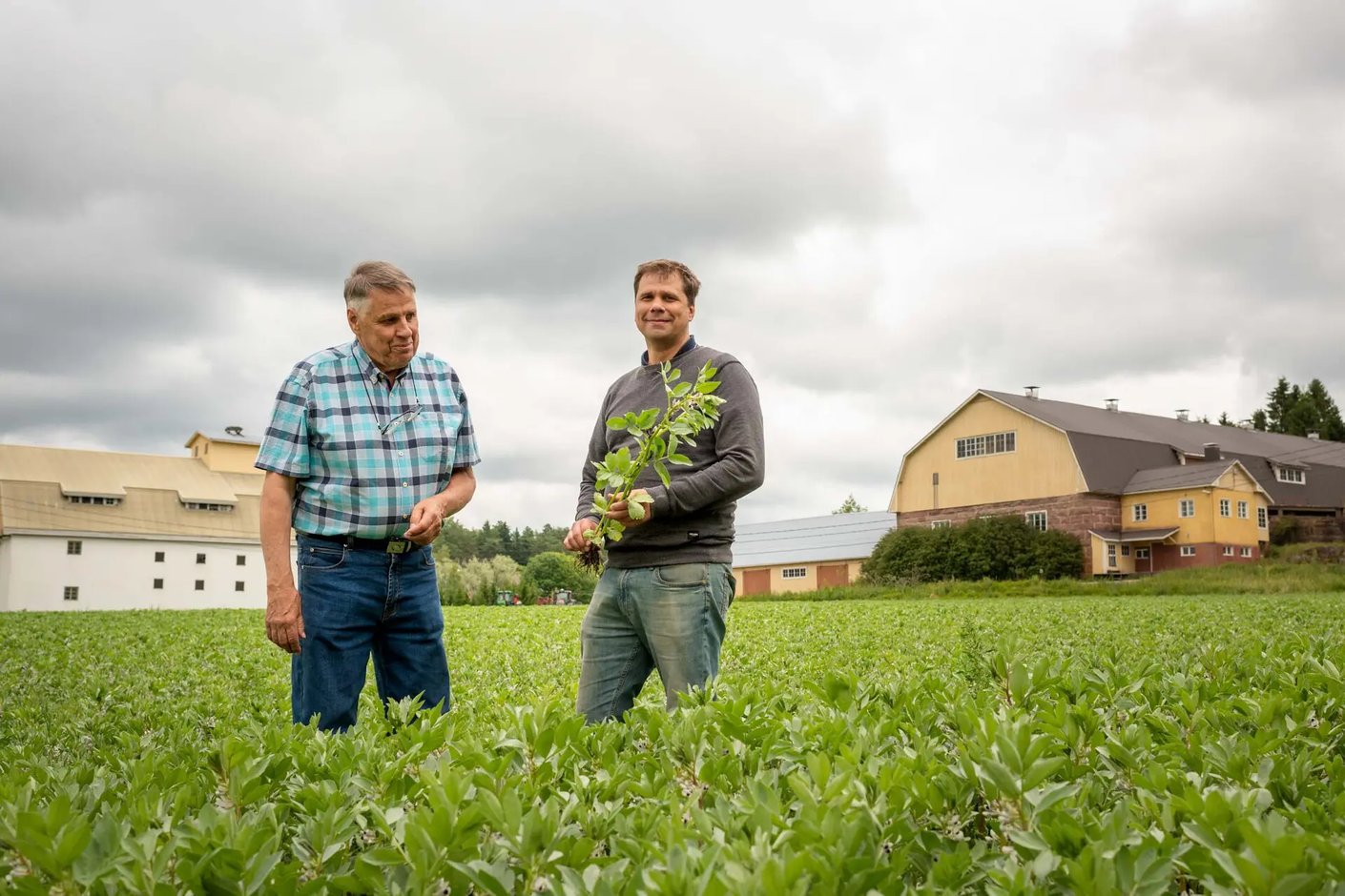 Kariniemen kotitila Paarskylän kartano isä poika