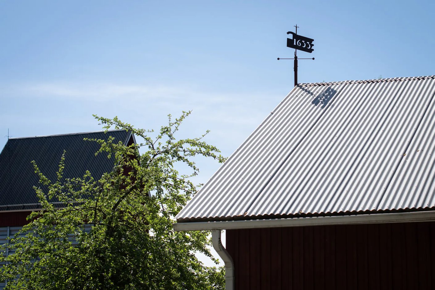 Kariniemen kotitila Tuomolan tila kanalan katto