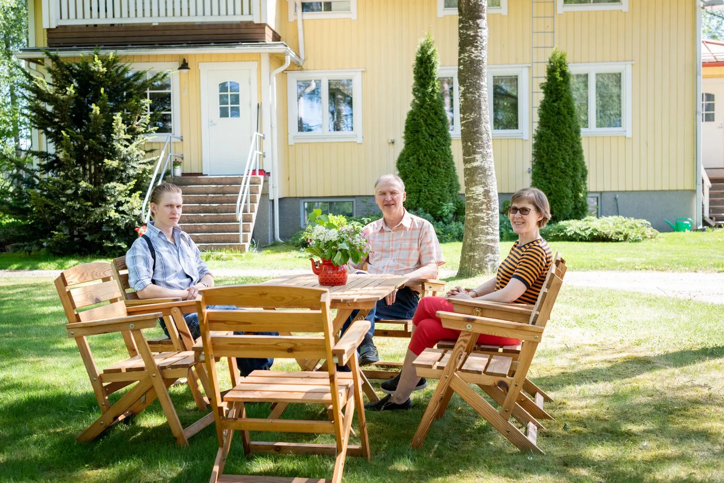 Kariniemen kotitila Tuomolan tila perhe