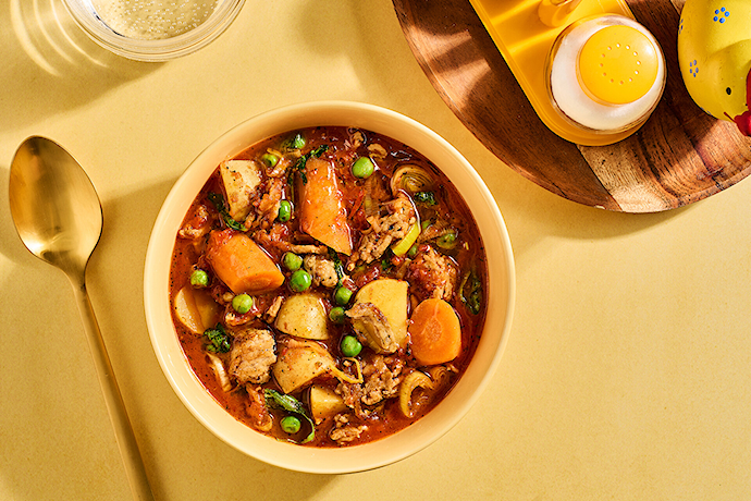 Tomaattinen kanakeitto