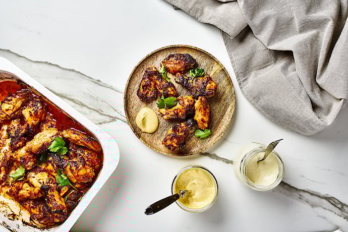 Sriracha-kanansiivet kahdella dipillä